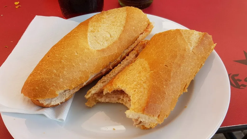 SERGI CANDELA_China Wok La Rodona_Bisbal dEmpordà La_review