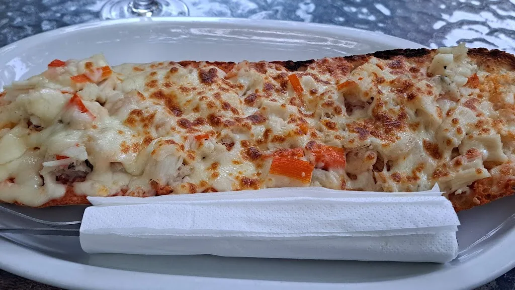 El Passeig_Bisbal dEmpordà La_slider_image_2