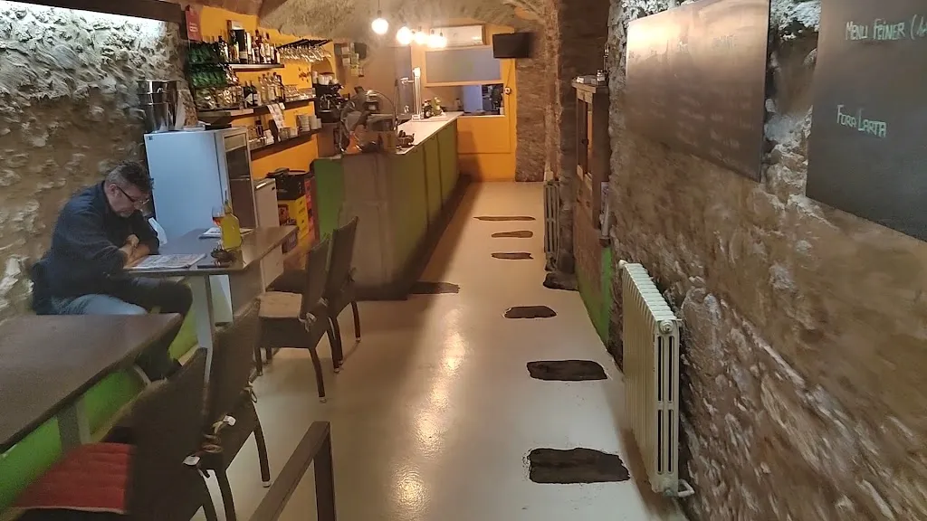 Escalipatxo_Bisbal dEmpordà La_slider_image_2