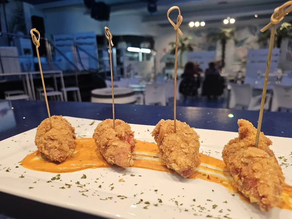 Tropical Paradise Gastro-Bar-Discoteca_Villarrobledo_slider_image_3