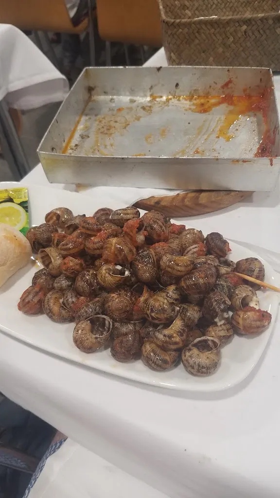 Ian Cullenbr00ke_Restaurant Local Social de Campllong_Campllong_recensione