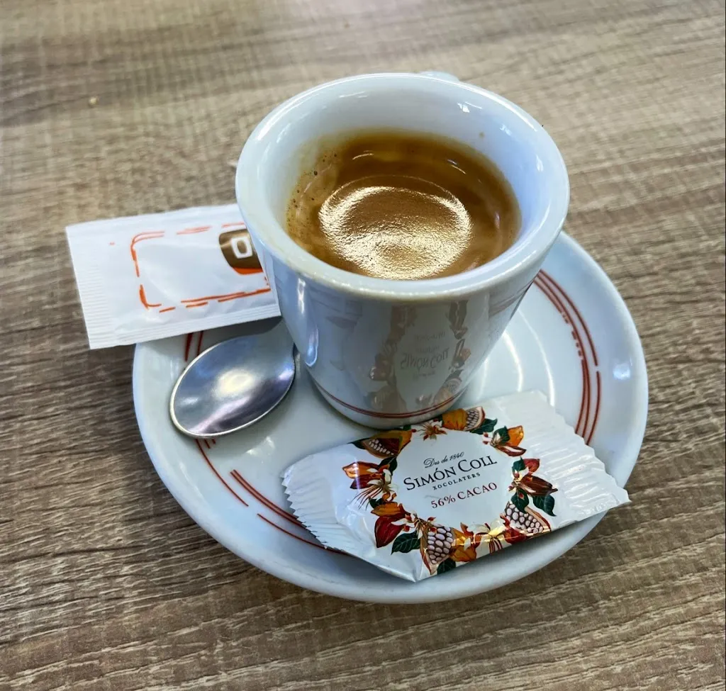 Peeko_Bar Casa Rosa_Caldes de Malavella_review