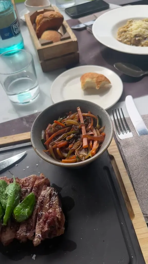 The Club Café_Caldes de Malavella_slider_image_2