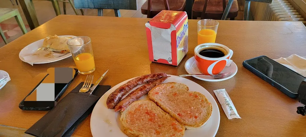 Emma Smith_Restaurant la Llotja de Sils_Caldes de Malavella_avis