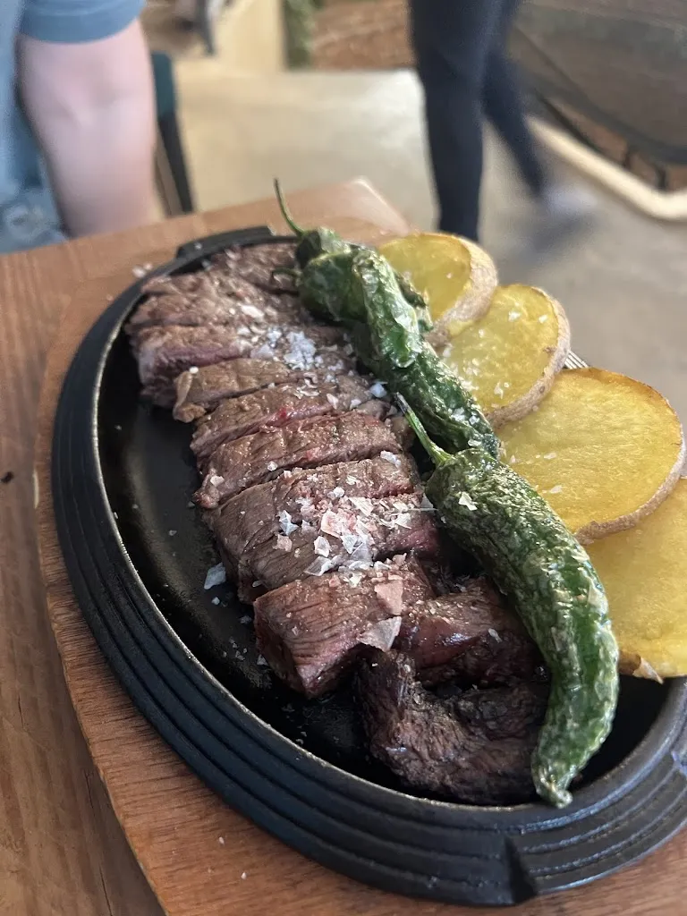 Vachirawit Kaew-udom_Restaurante Gloria Bendita Madrid_Aranga_review