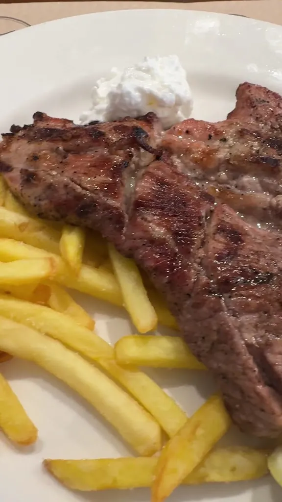 ARDE ASADOR-ARROCERÍA._Villarrobledo_slider_image_2