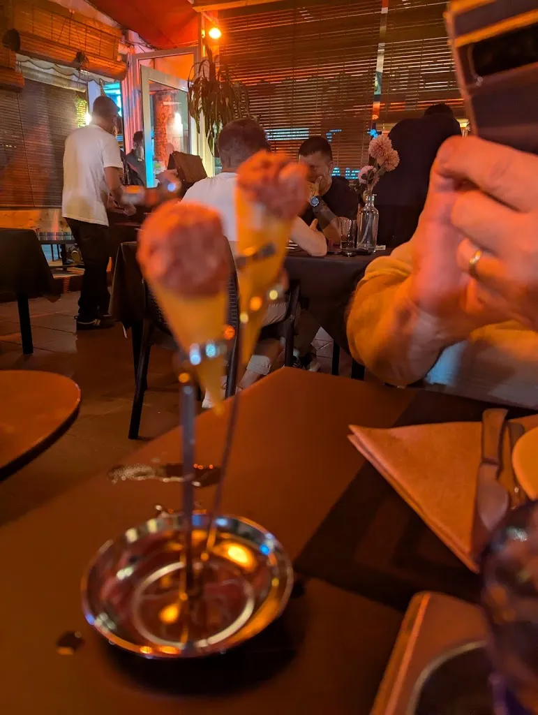 Janet Hein_Sa Lola_Blanes_review