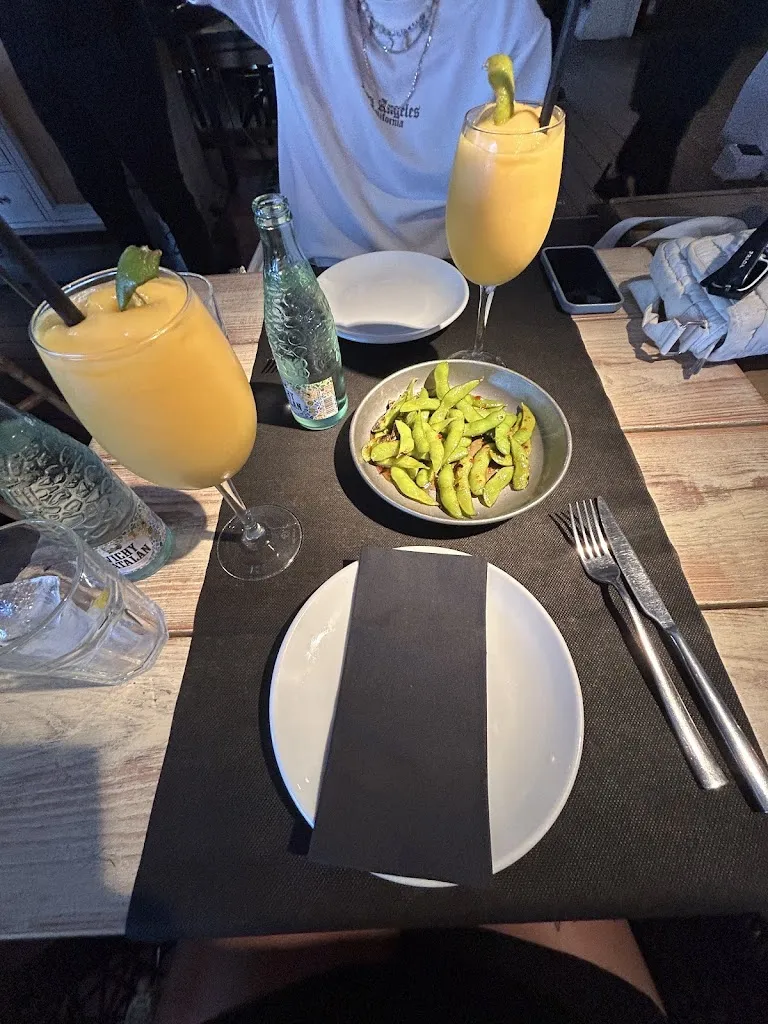 Leila Kwiatkowski_Restaurant & Lounge Club Es Blanc_Blanes_recensione