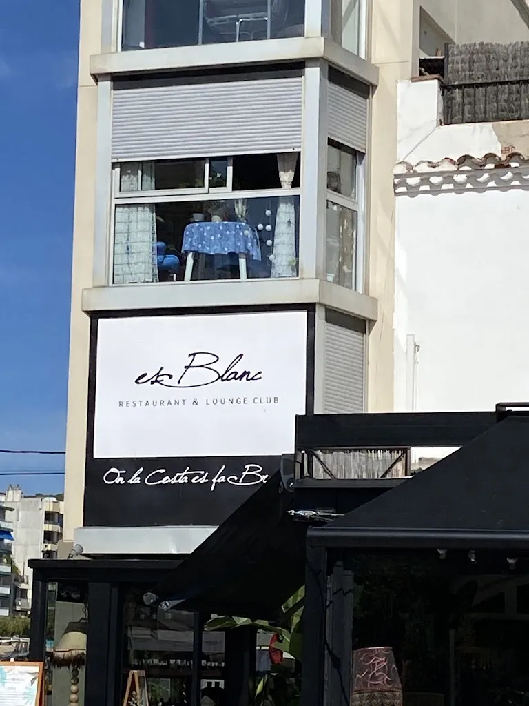 Restaurant & Lounge Club Es Blanc_Blanes_slider_image_3