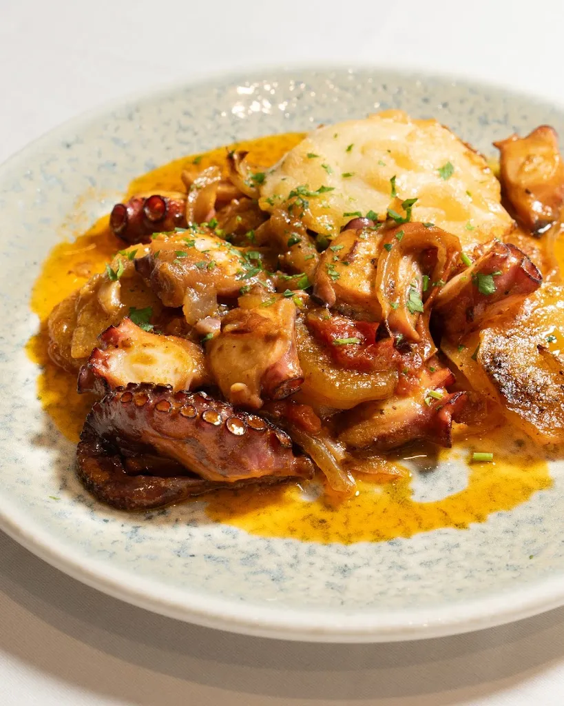 Restaurant Club Vela Blanes | Marisquería_Blanes_slider_image_2