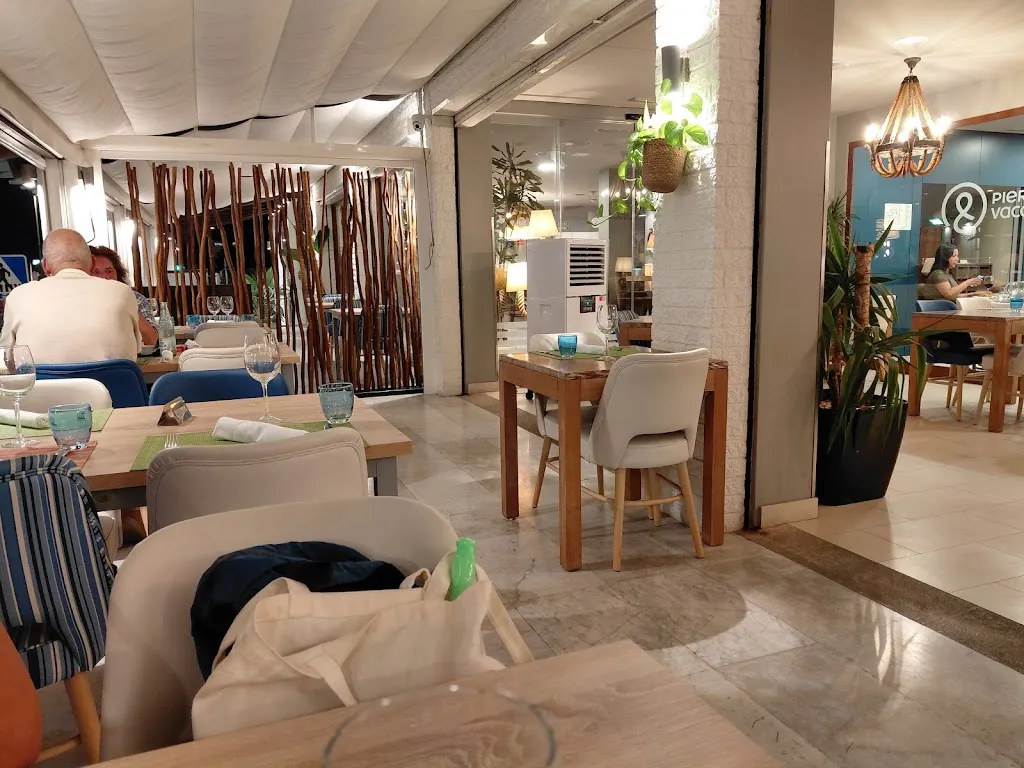 Baluma Restaurant & Lounge Bar_Blanes_slider_image_2