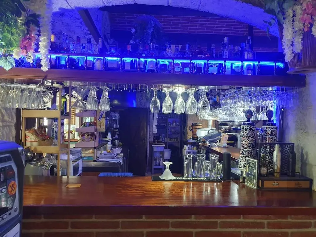 Marcus Barnett_Restaurant Mesón de los Arcos_Blanes_review