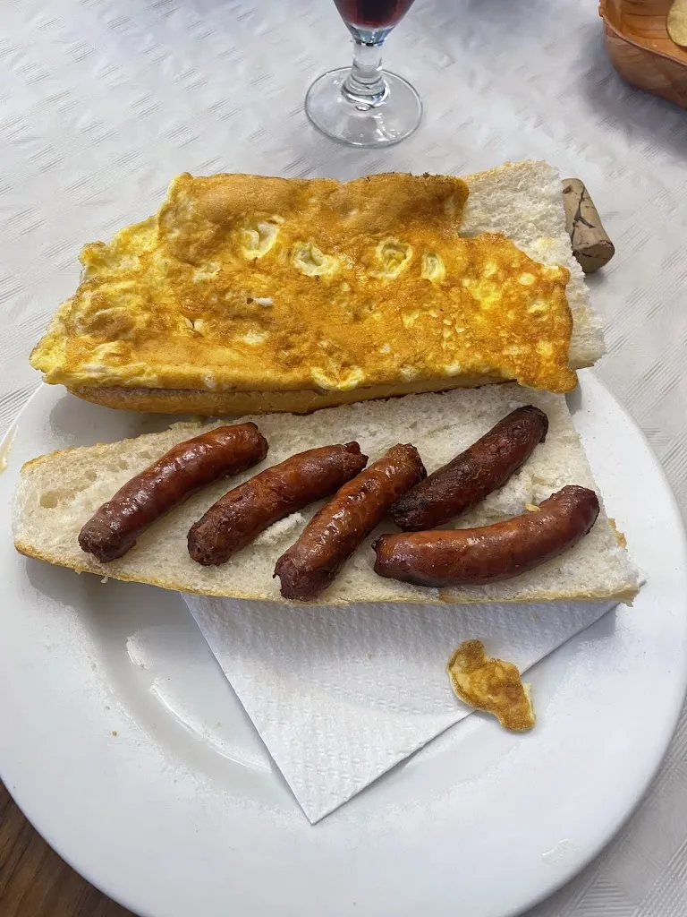 Tomy Nadal_Bodegón Serrano._Villarrobledo_review