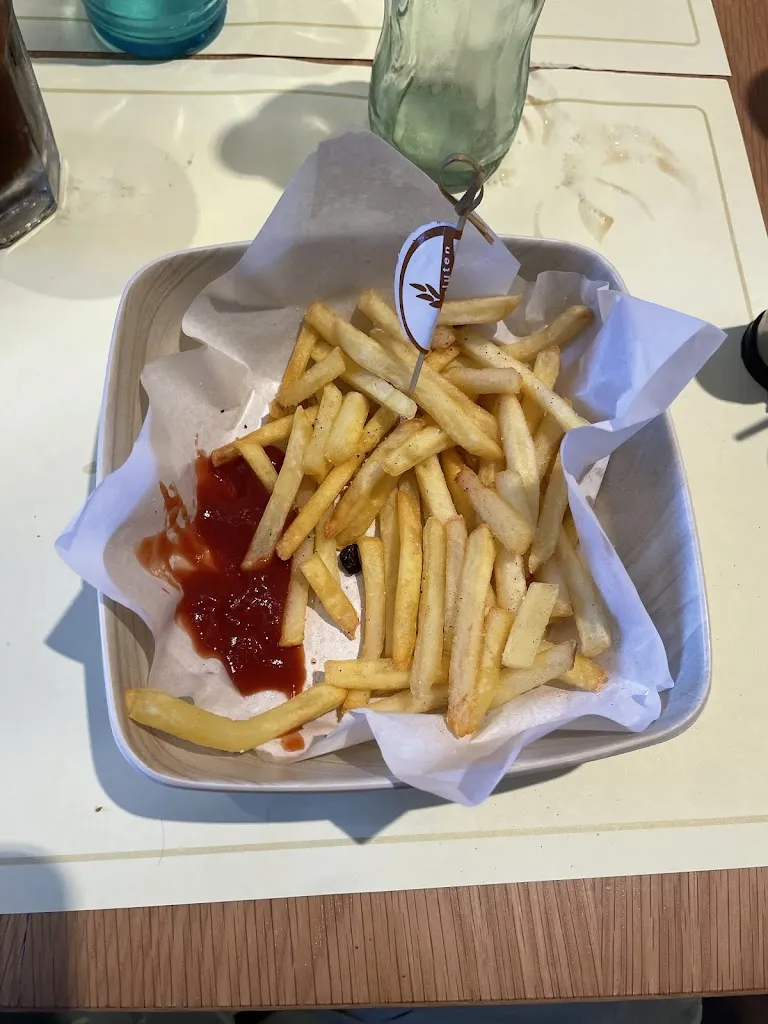 Jacob Thigpen_König Blanes_Blanes_recensione