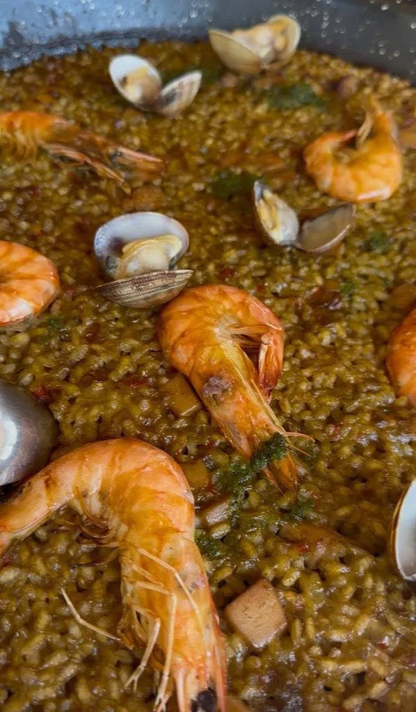 Hana Mikušová_La Caseta Blanes_Blanes_review