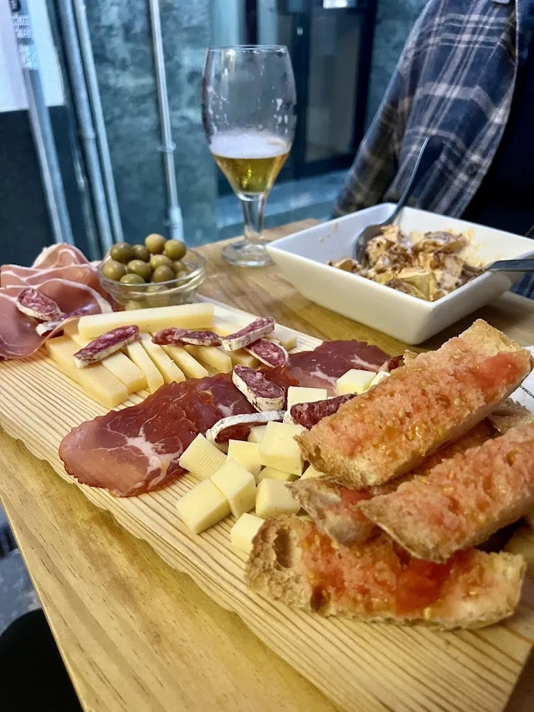 Anna Maria_La Taverna de n'Esteve_Blanes_review