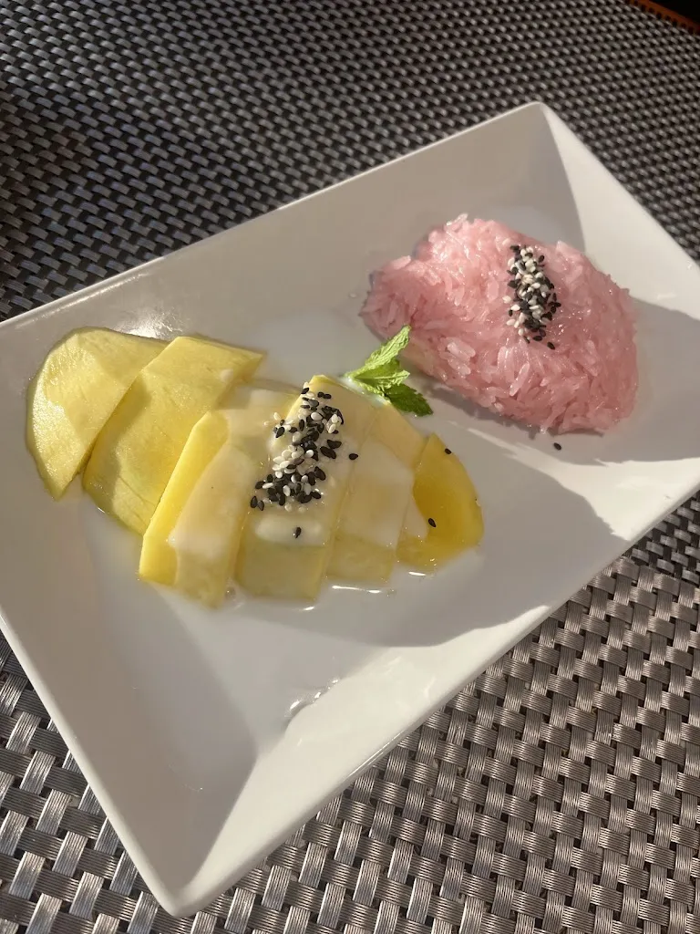 Sinan Dökmeci_Koh Phuket Thai Bar & Restaurant_Blanes_review