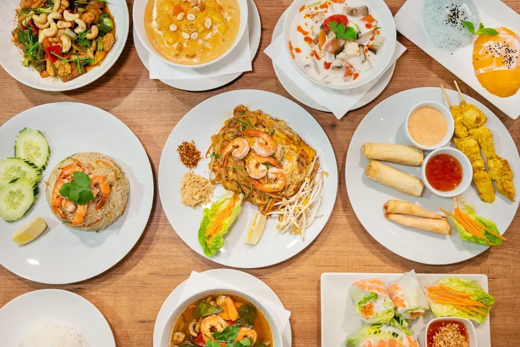 Koh Phuket Thai Bar & Restaurant_Blanes_slider_image_3