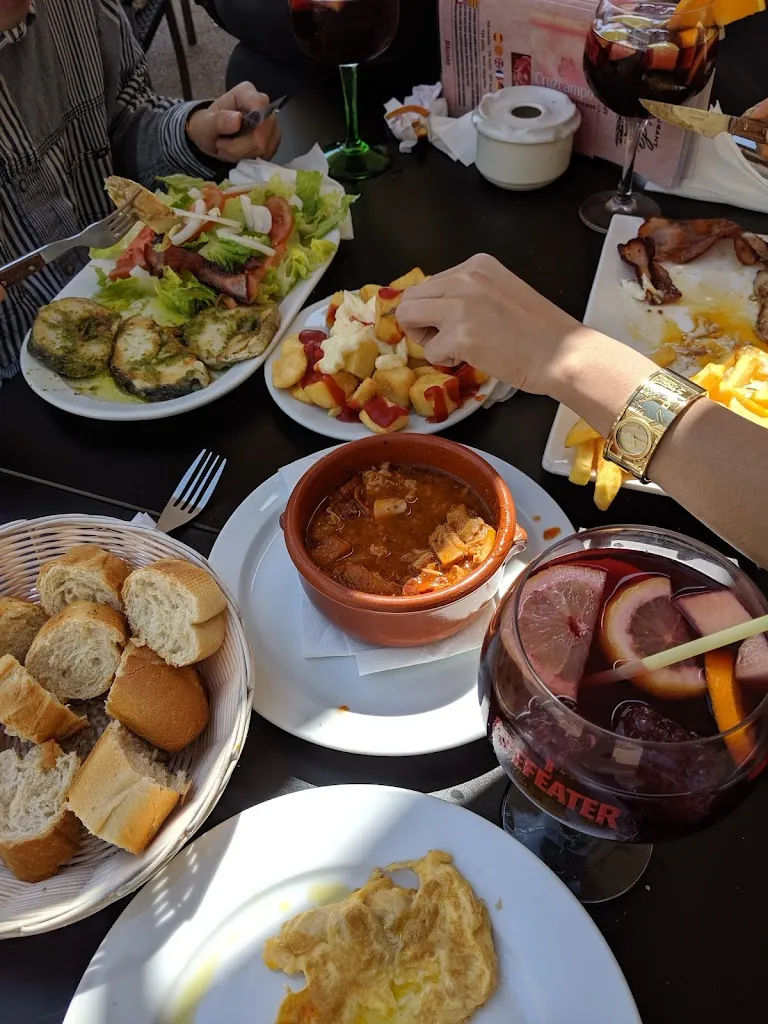 Hanna W._Restaurant Avenida_Blanes_review