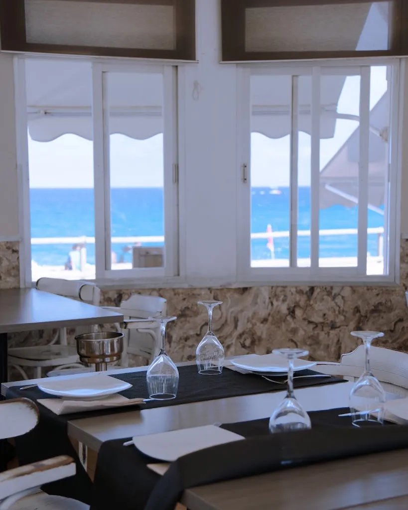 Restaurant Santi_Blanes_slider_image_1