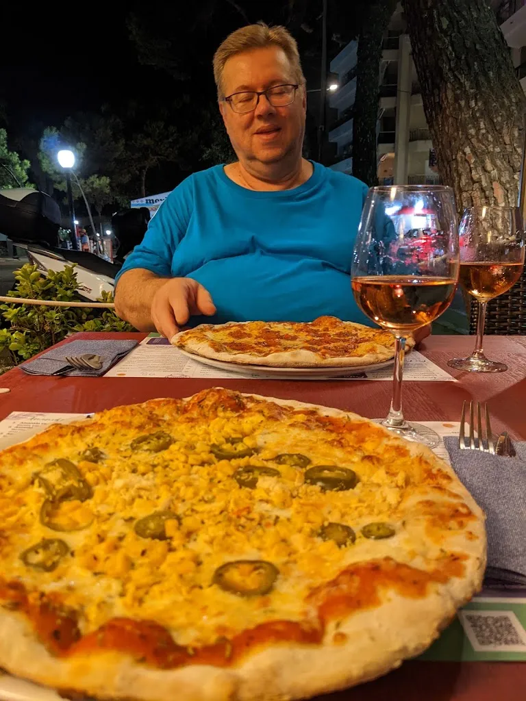 Janet Hein_La Gòndola_Blanes_review