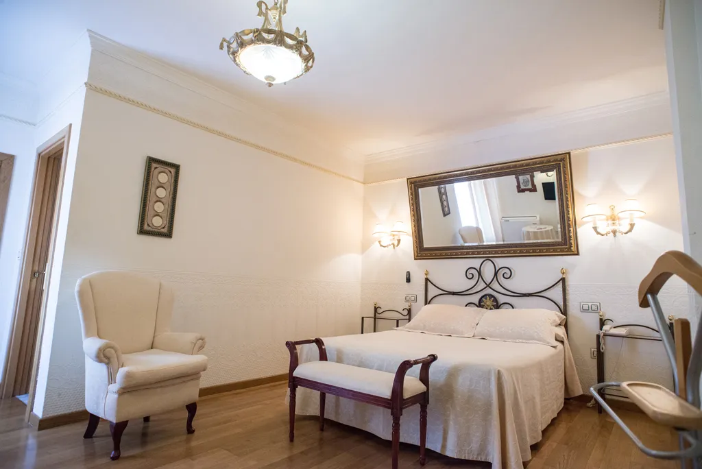 Hotel Restaurante Casa Lorenzo_Villarrobledo_slider_image_2