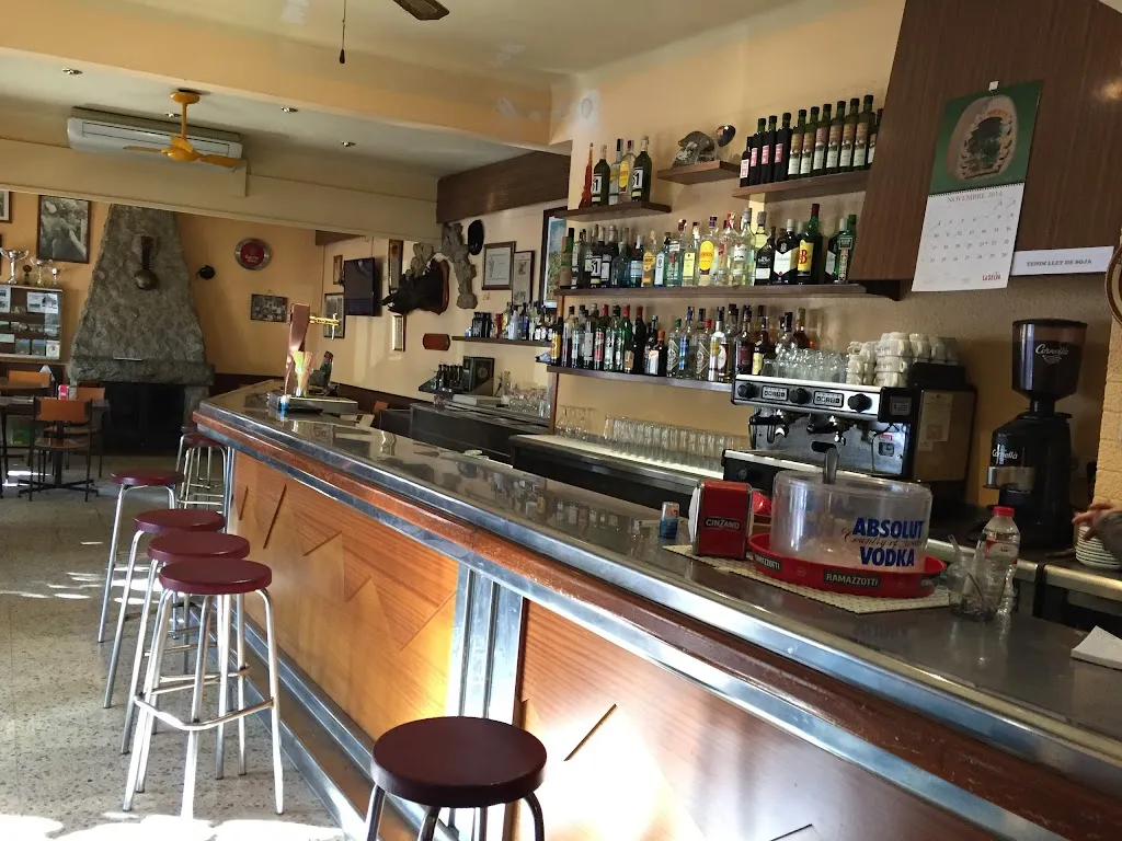 Restaurant Can Tomàs_Cantallops_slider_image_1