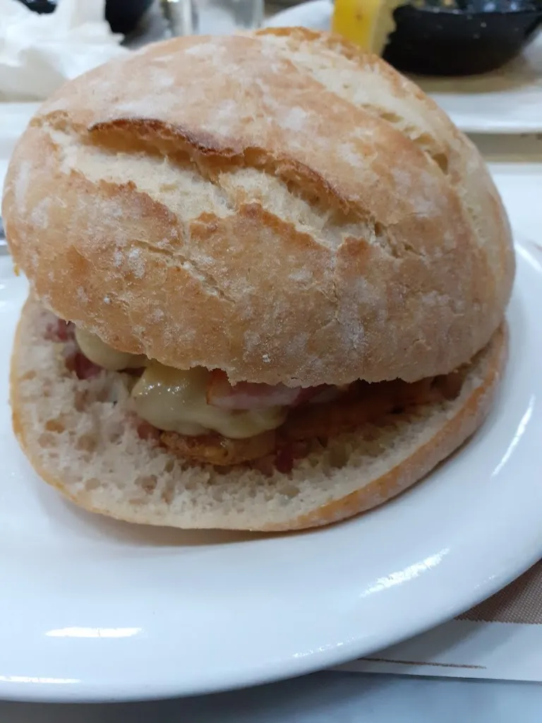 Menu_Restaurant Bar Centre Recreatiu Cassanenc_Cassà de la Selva_immagine_5