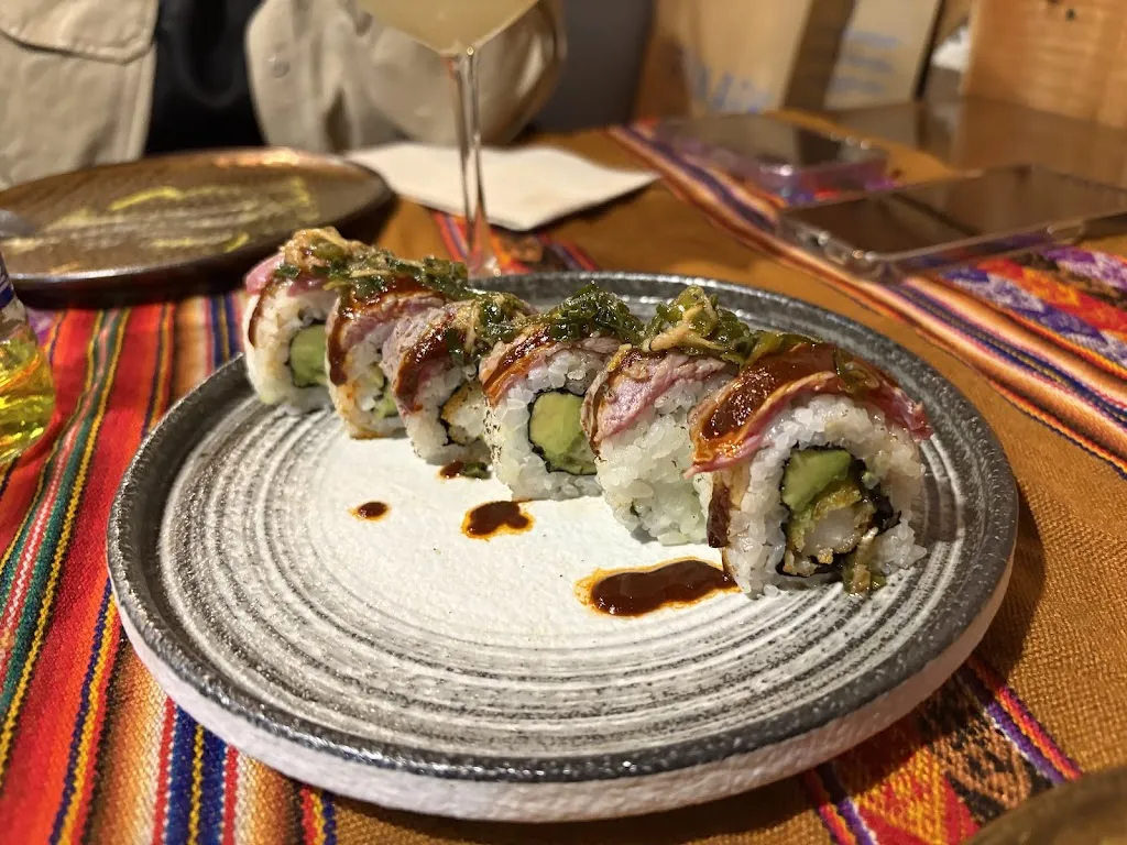 Awki Nikkei - Restaurante Peruano_Calonge_slider_image_3