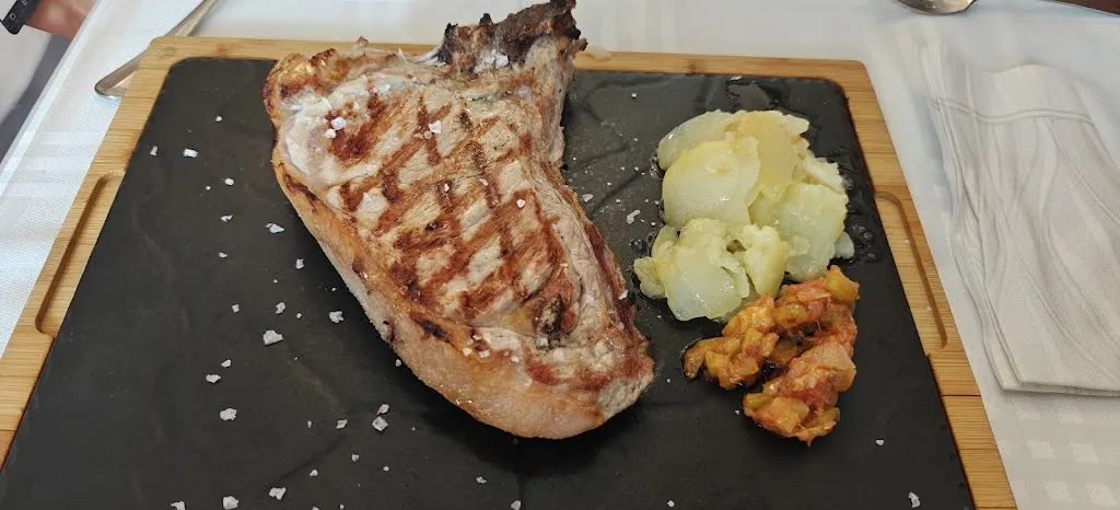 Miguel Angel Montes_MESÓN CASA ÁNGEL._Villarrobledo_review