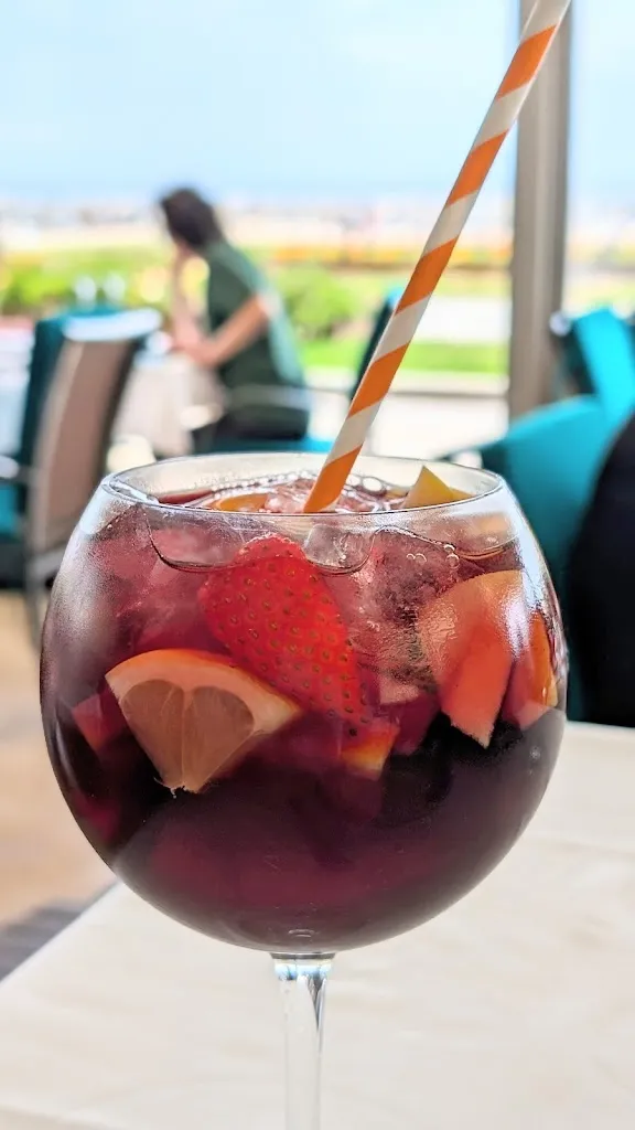 Natalia Pimshina_Restaurant Nautilus_Calonge_review