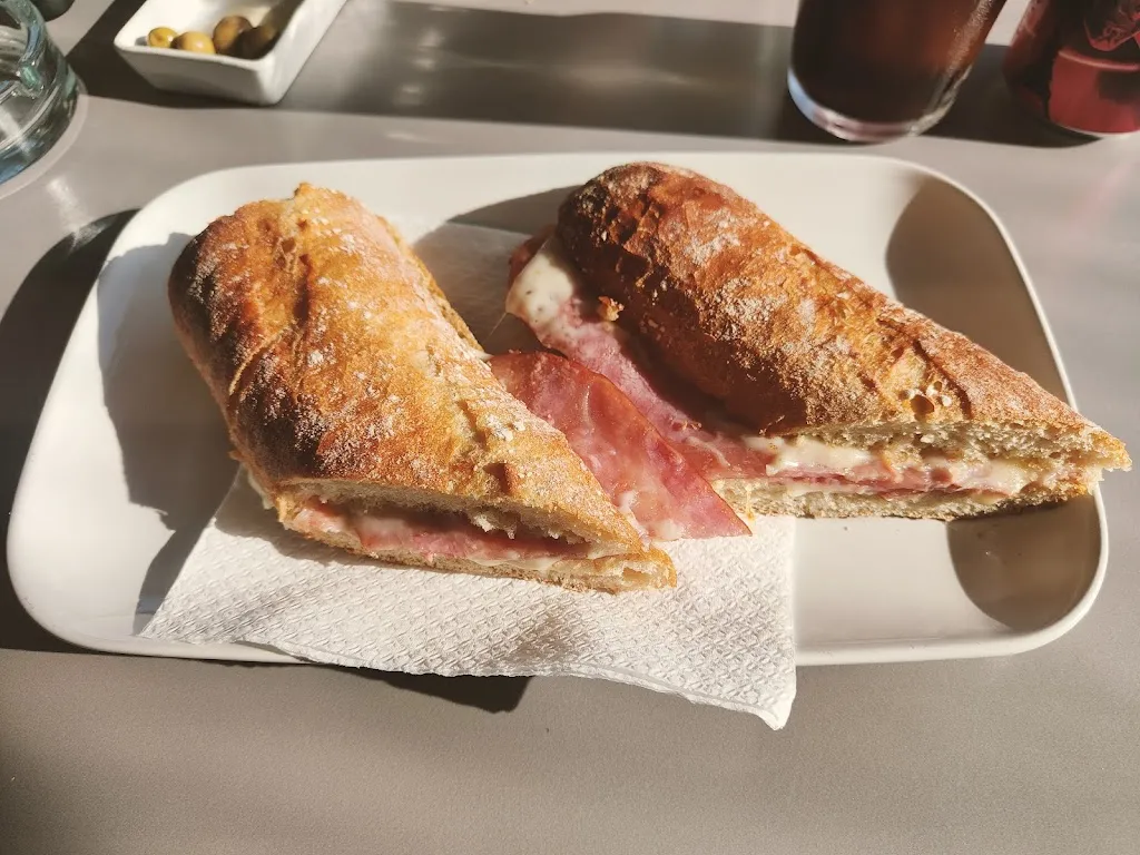 Toni Martin_BAR RESTAURANT LA NAU CALONGE_Calonge_review