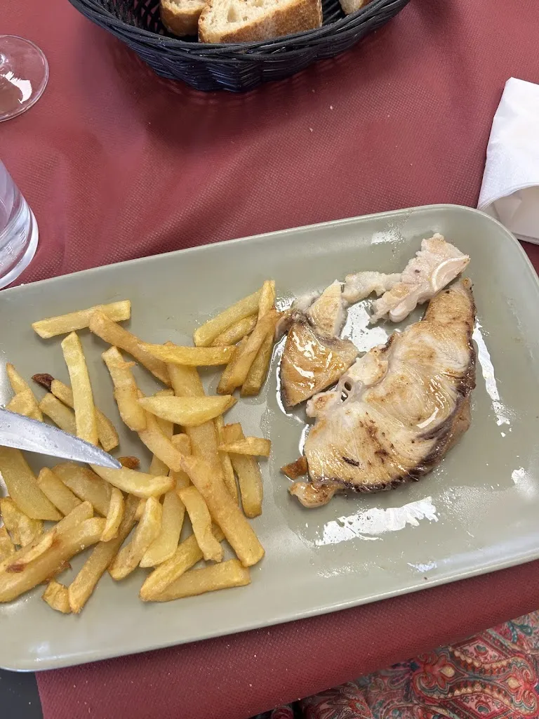 Mireia Batlle i Comas_BAR RESTAURANT LA NAU CALONGE_Calonge_review