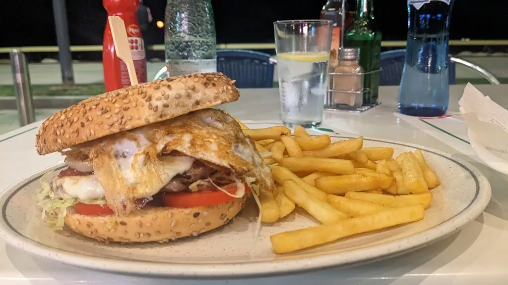 Leonardo Borrero Luz_Beny_Calonge_review