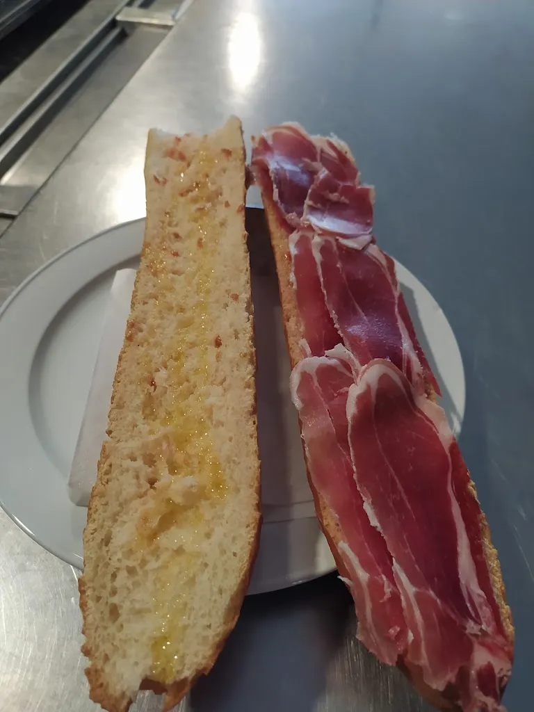 Can Dolpino_Calonge_slider_image_3