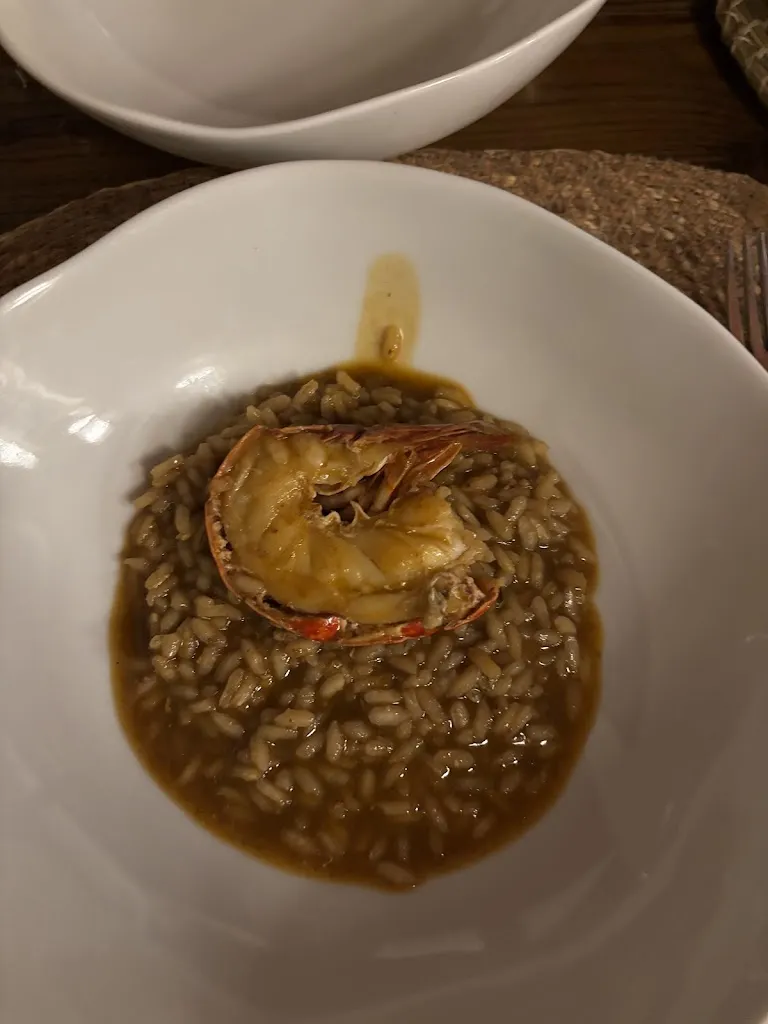 Finn Chen_Compartir_Cadaqués_review