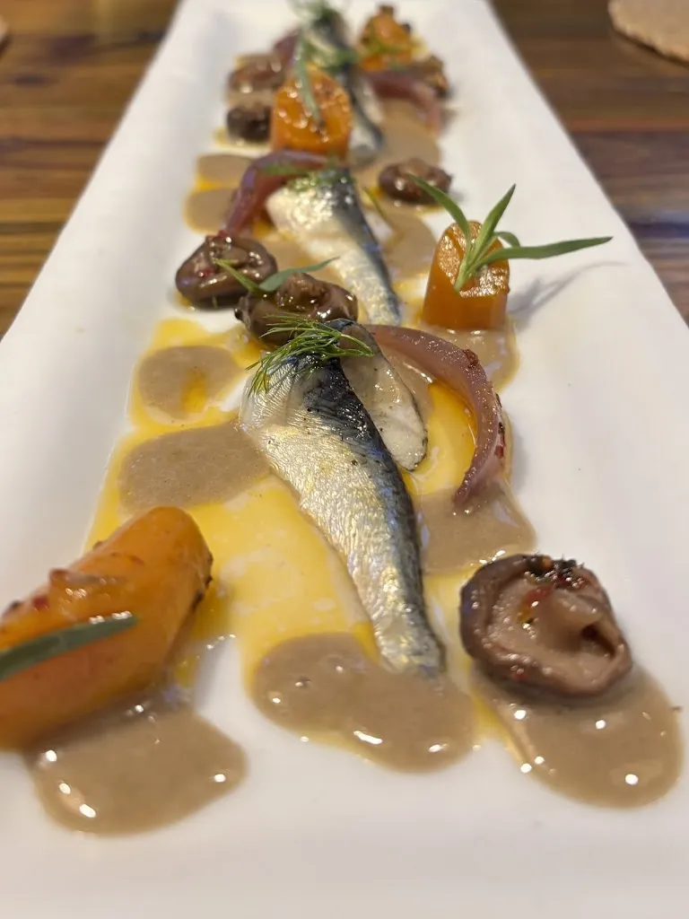 Martha Grattan_Compartir_Cadaqués_review