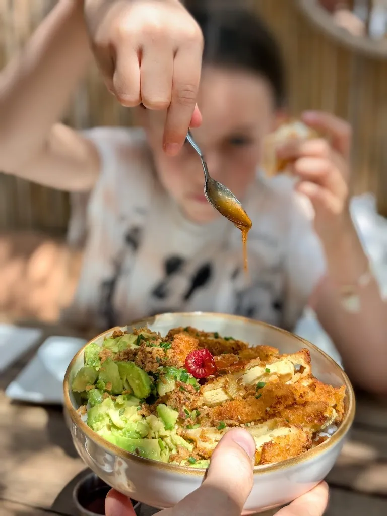 Petra Englund_Cadaq’s_Cadaqués_review