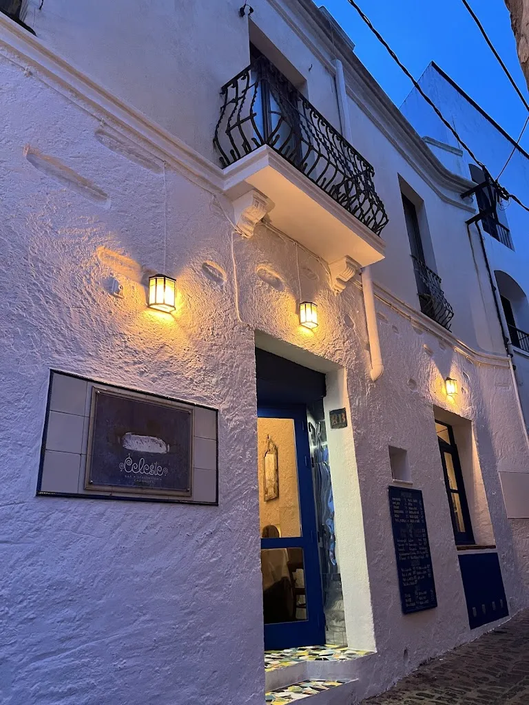 K Mao_Celeste_Cadaqués_review