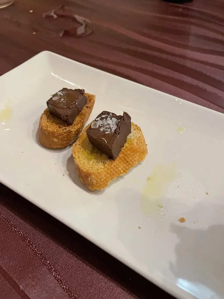 Neil Smith_CASA ANITA_Cadaqués_recensione