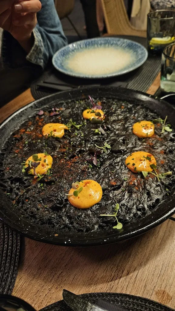 Emma Bressel_Orsapop Cadaqués_Cadaqués_review