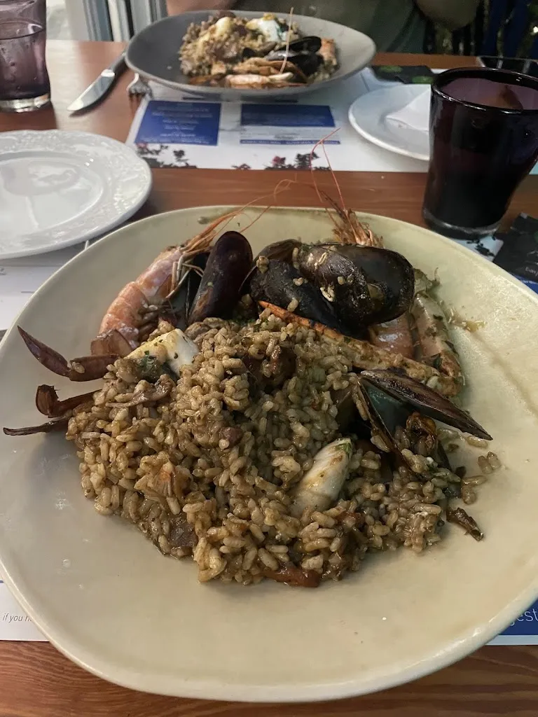 Katherine Fan_Es Balconet_Cadaqués_review