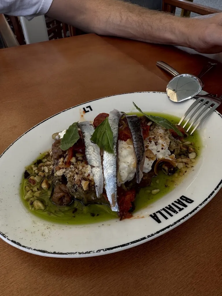 Dalia Shash_Batalla Taberna Marinera_Cadaqués_review