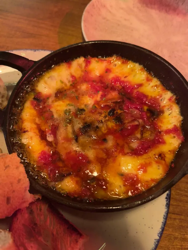 Giuseppe Laudadio_RAVIYU_Cadaqués_review