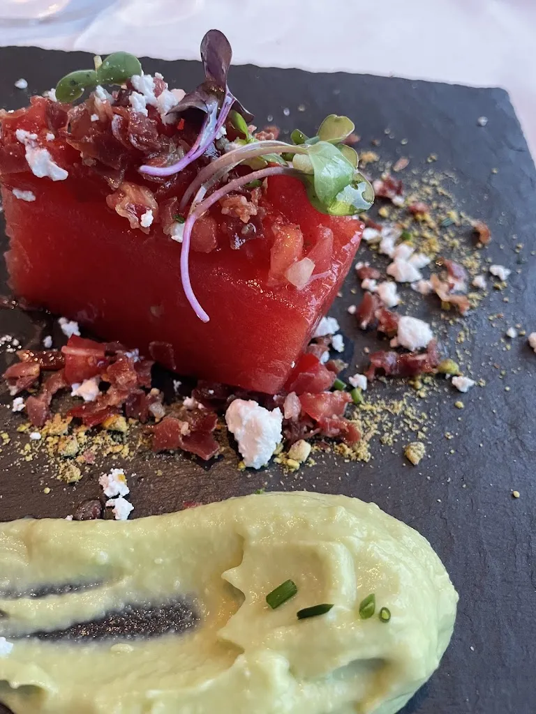 Eleanor Booth_Restaurant Norai_Cadaqués_review