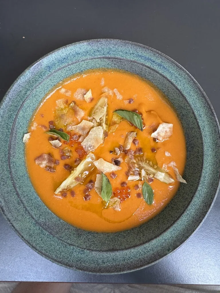 Bryan F_NARITA Cadaqués_Cadaqués_review