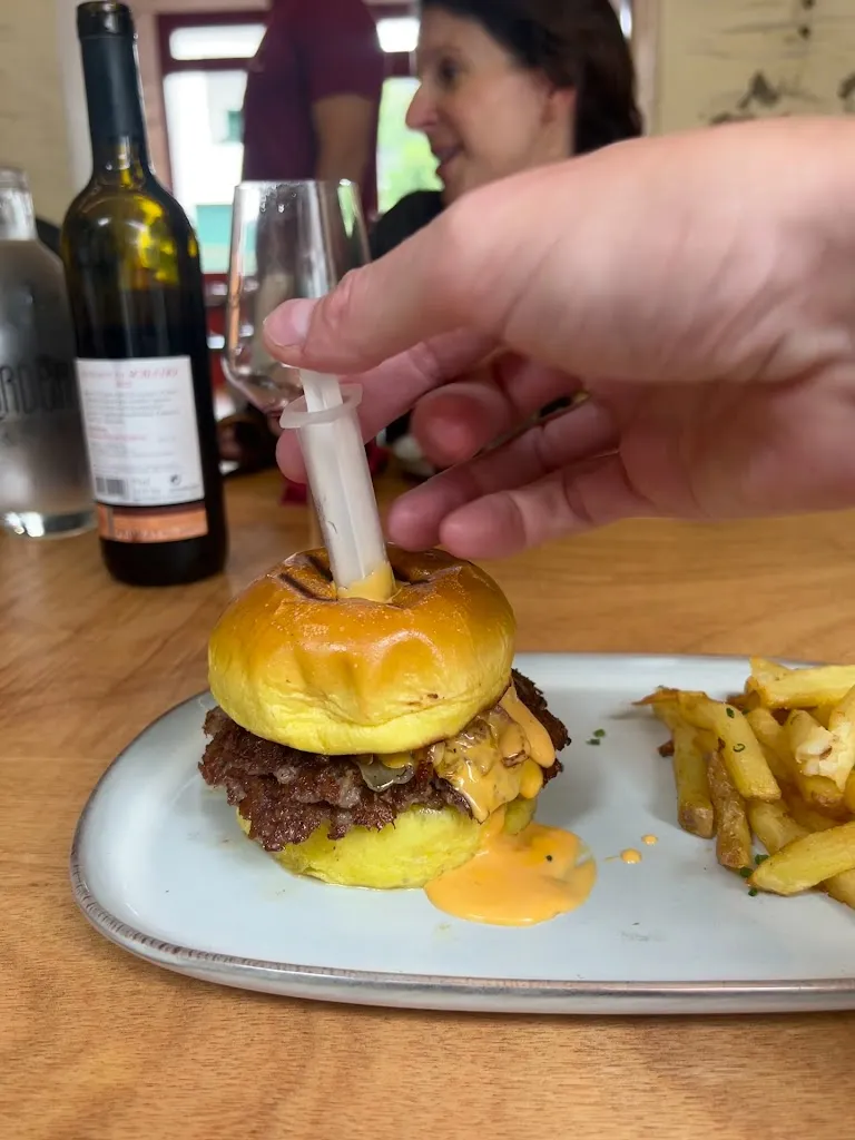 Merder_Cadaqués_slider_image_2