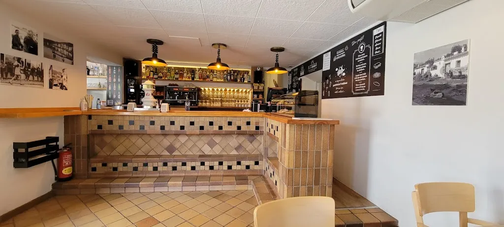 rick carter_ES BAR DE DALT_Cadaqués_review