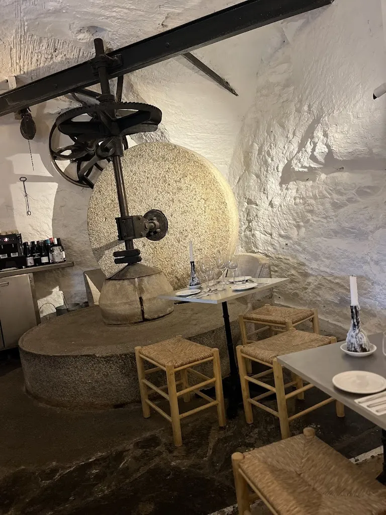 Oli Bar_Cadaqués_slider_image_3