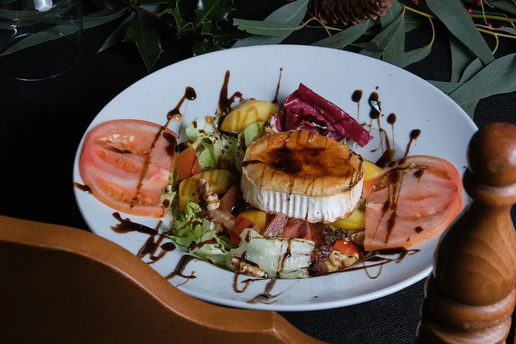 Restaurant Font del Grèvol_Castellfollit de la Roca_slider_image_3